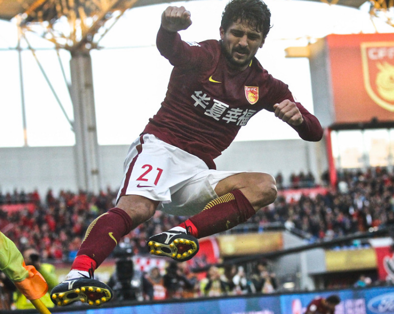 万欧元的年, 也因此毁于